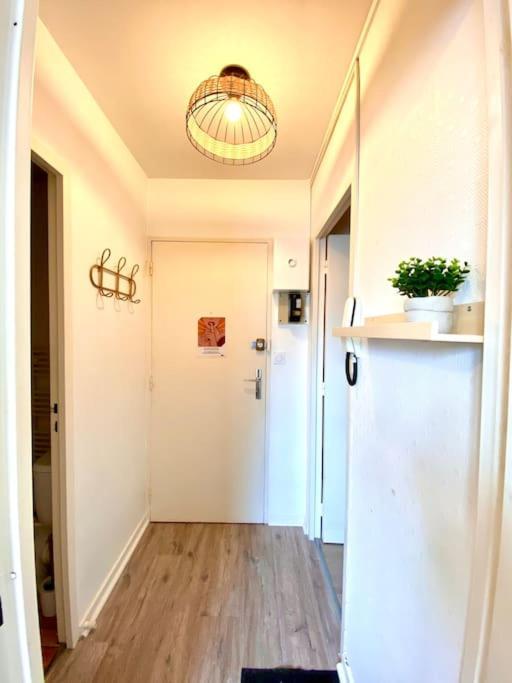 T2 Cosy Proche Hopital + Parking Gratuit Sur Place Auxerre Buitenkant foto